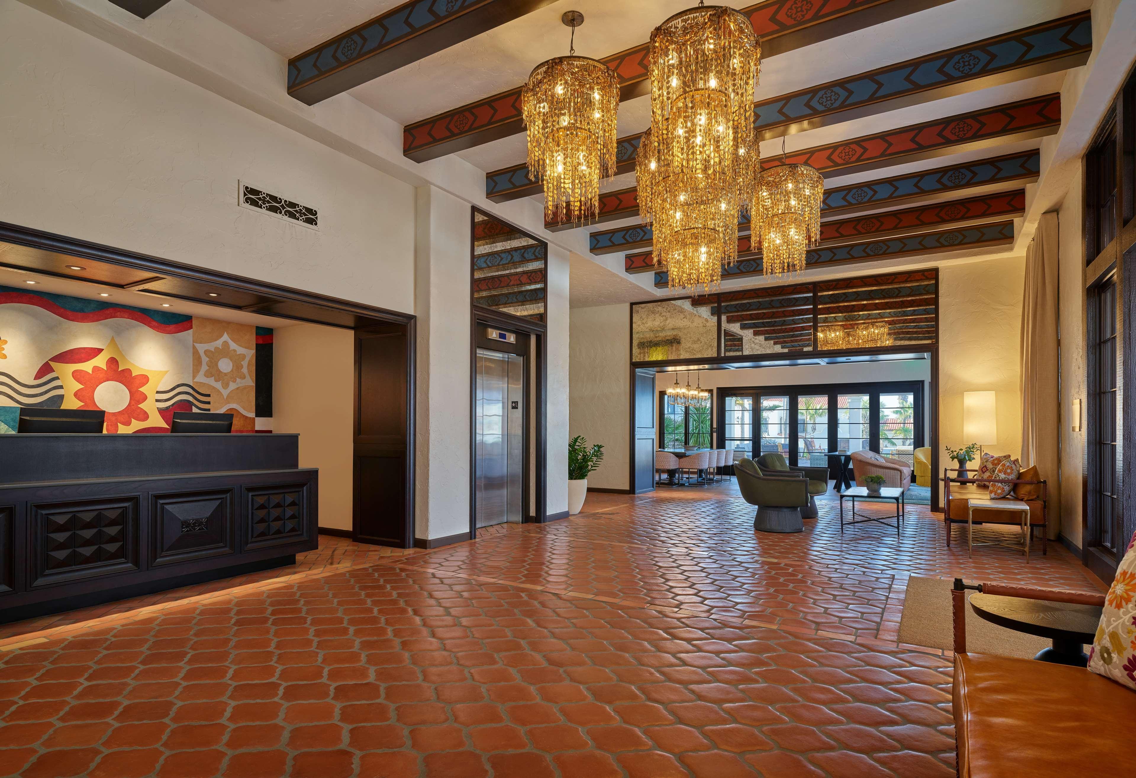 Mar Monte Hotel, In The Unbound Collection By Hyatt 圣巴巴拉 外观 照片