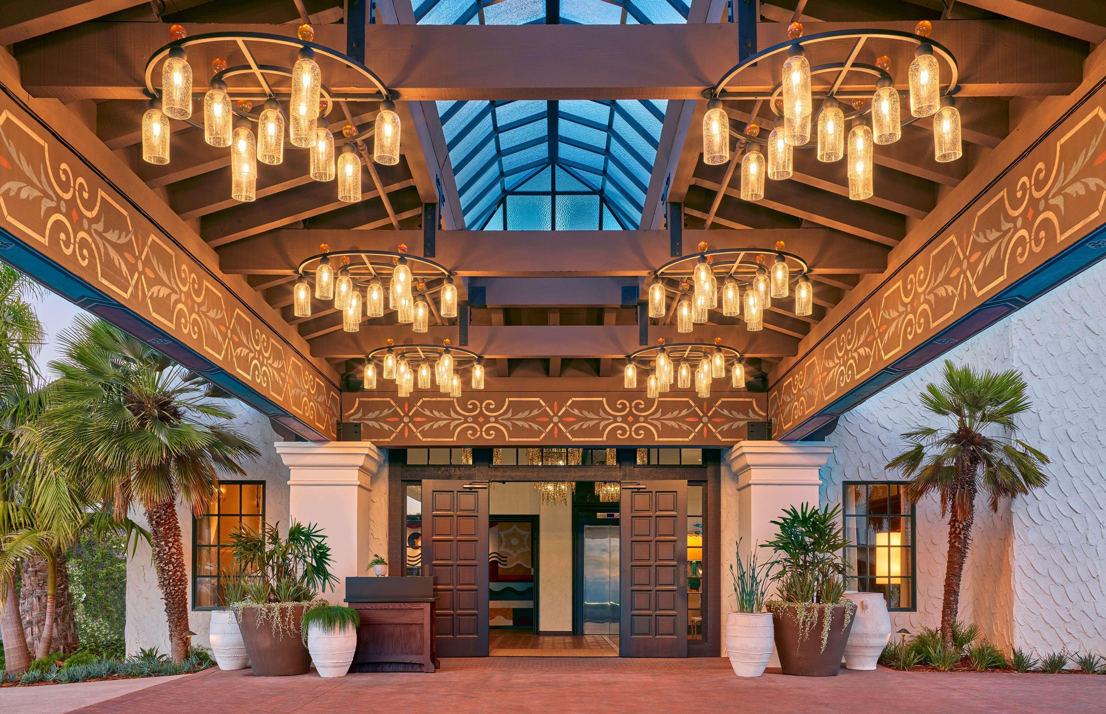 Mar Monte Hotel, In The Unbound Collection By Hyatt 圣巴巴拉 外观 照片